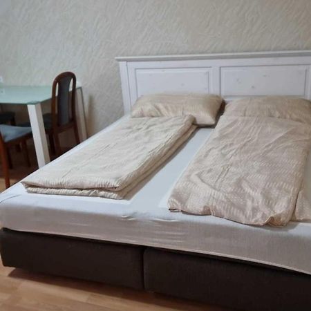 Premier Triple Room Mz Wien Exteriör bild