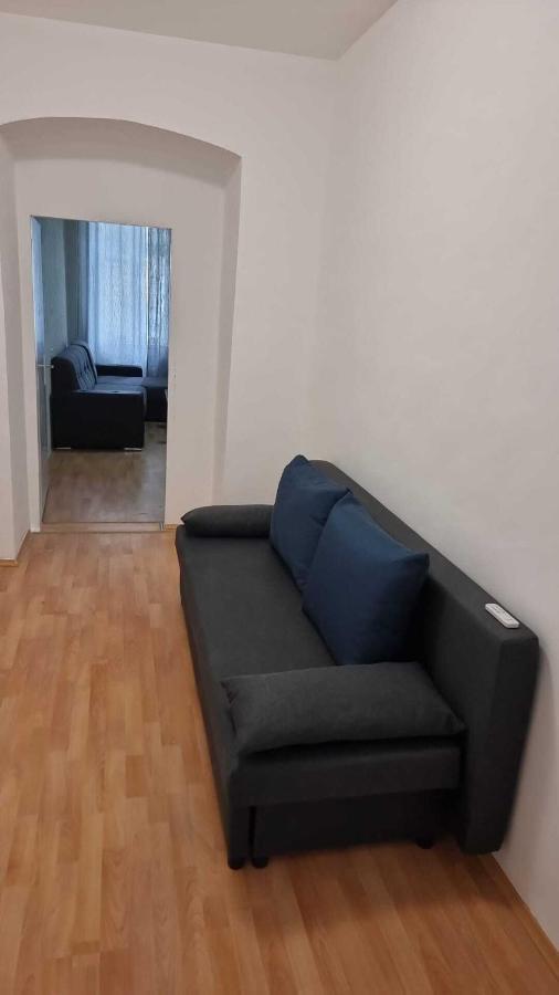 Premier Triple Room Mz Wien Exteriör bild