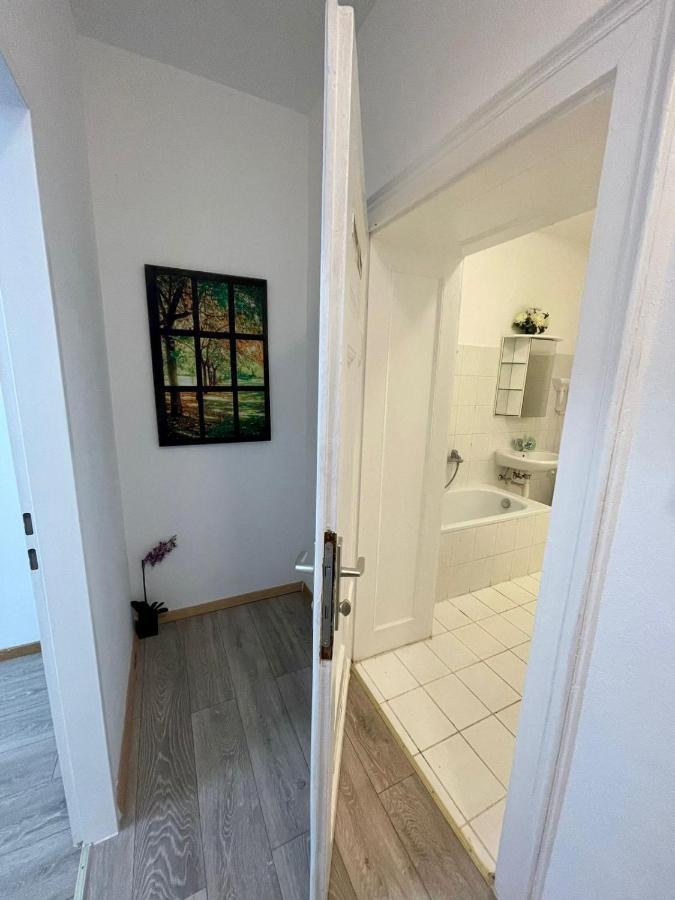 Premier Triple Room Mz Wien Exteriör bild